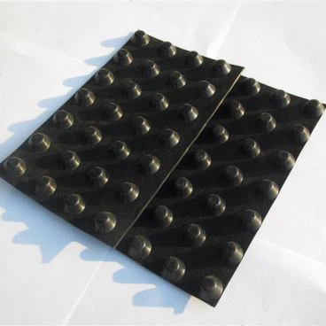 แผ่นระบายน้ำรั่ว